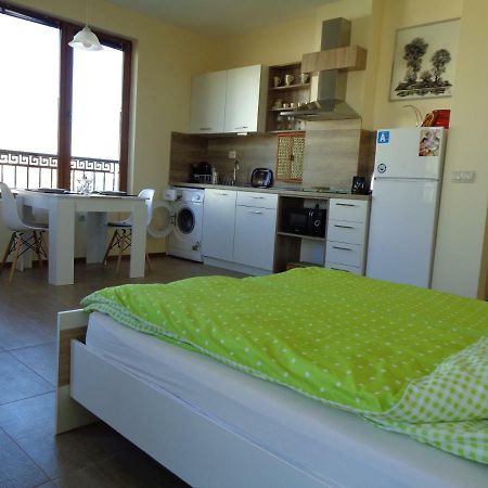 Nereya Palace Studio Mona Pomorie Exterior foto