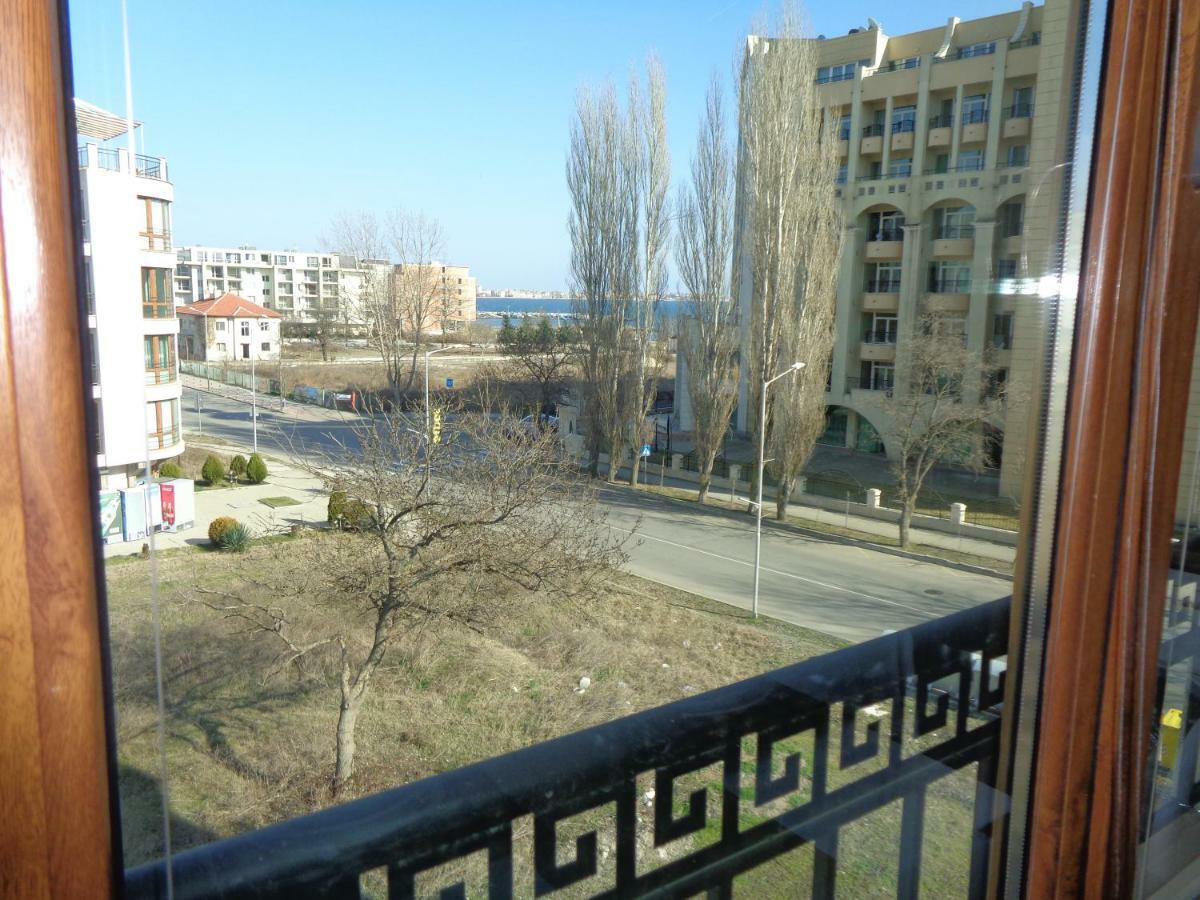 Nereya Palace Studio Mona Pomorie Exterior foto