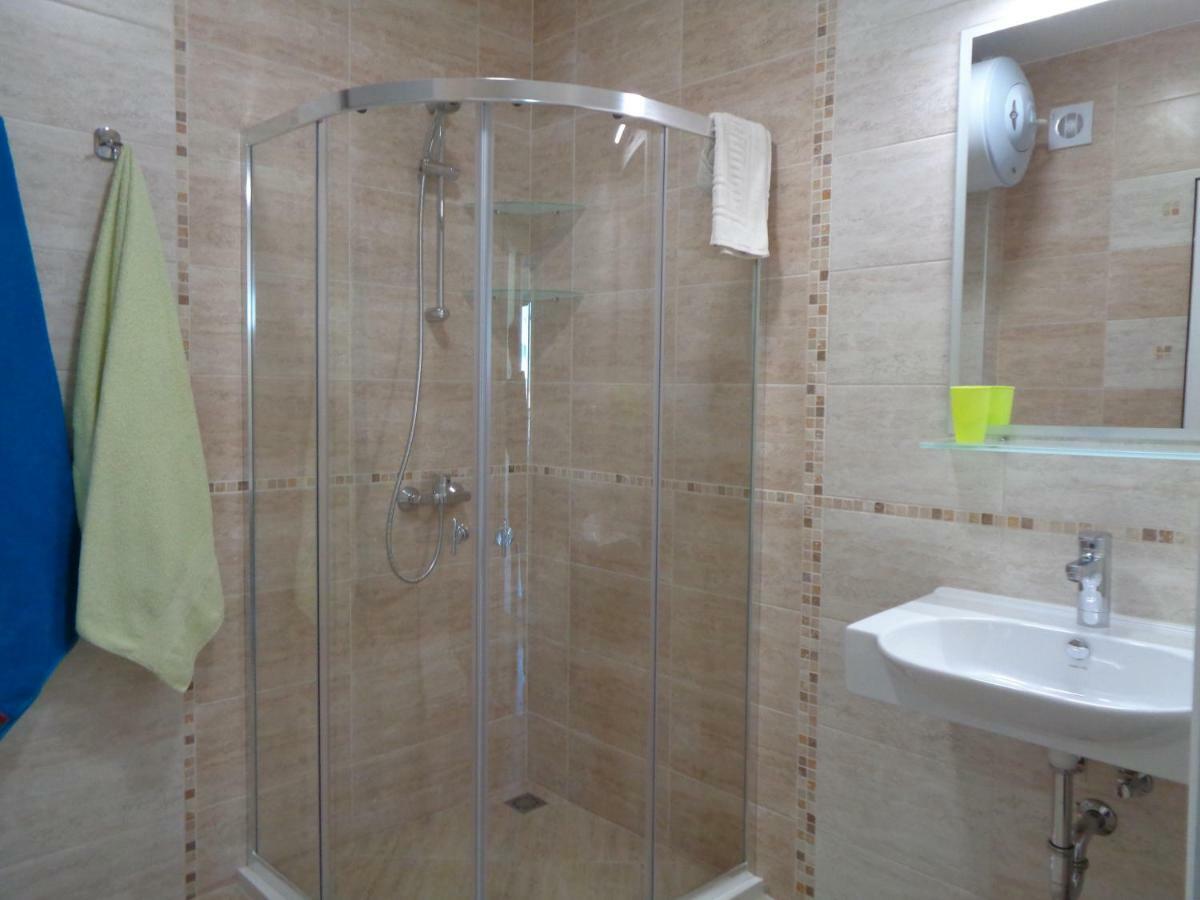 Nereya Palace Studio Mona Pomorie Exterior foto
