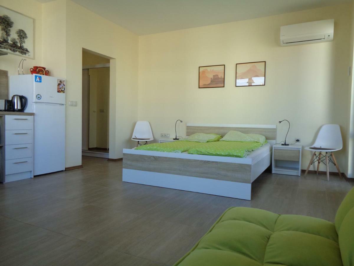 Nereya Palace Studio Mona Pomorie Exterior foto